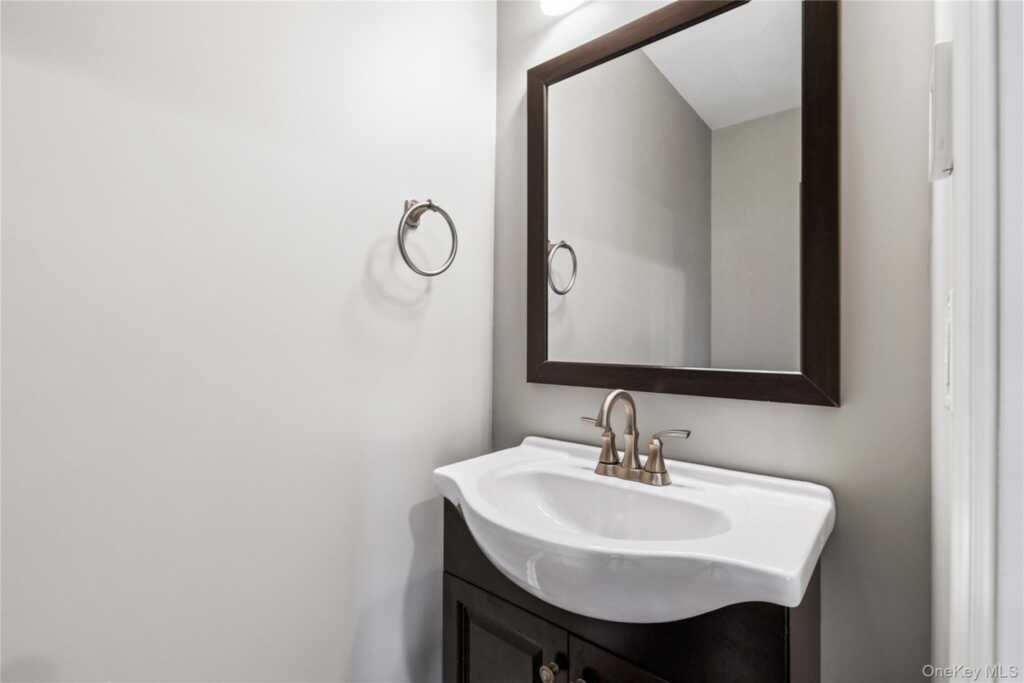 169 Church Street, White Plains, NY 10601 - Photo 12 of 31