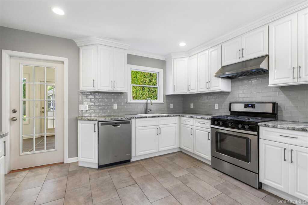 169 Church Street, White Plains, NY 10601 - Photo 14 of 31