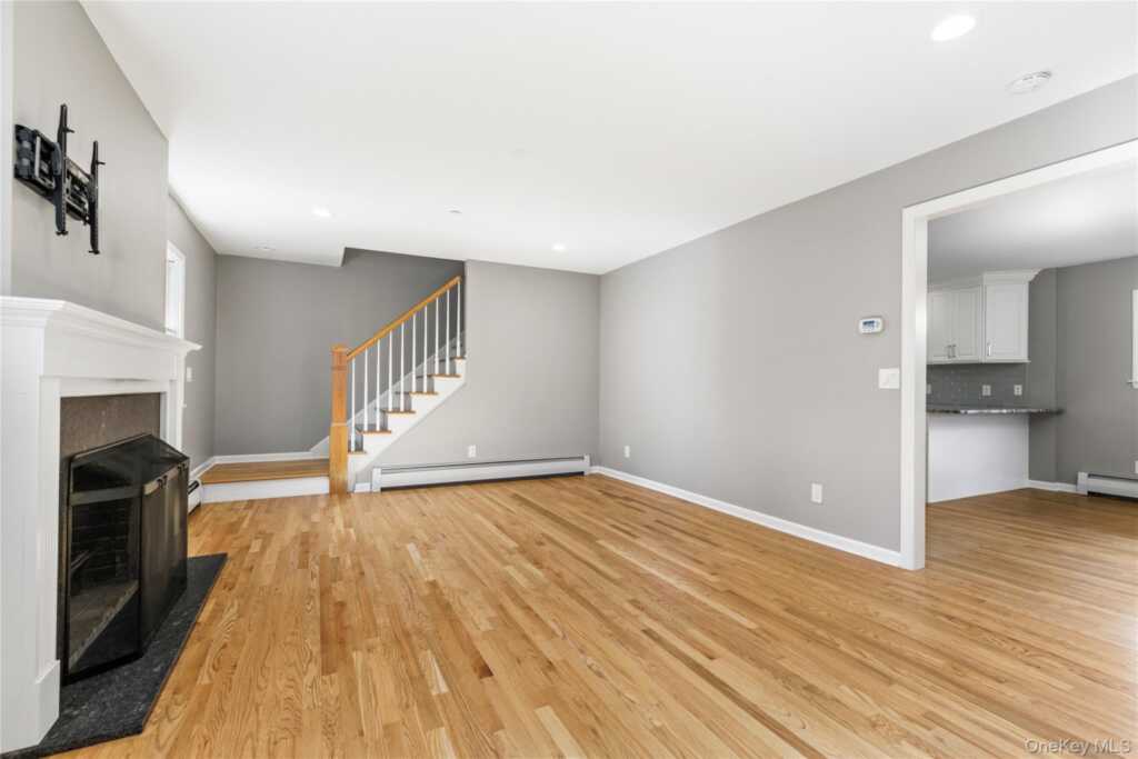 169 Church Street, White Plains, NY 10601 - Photo 4 of 31