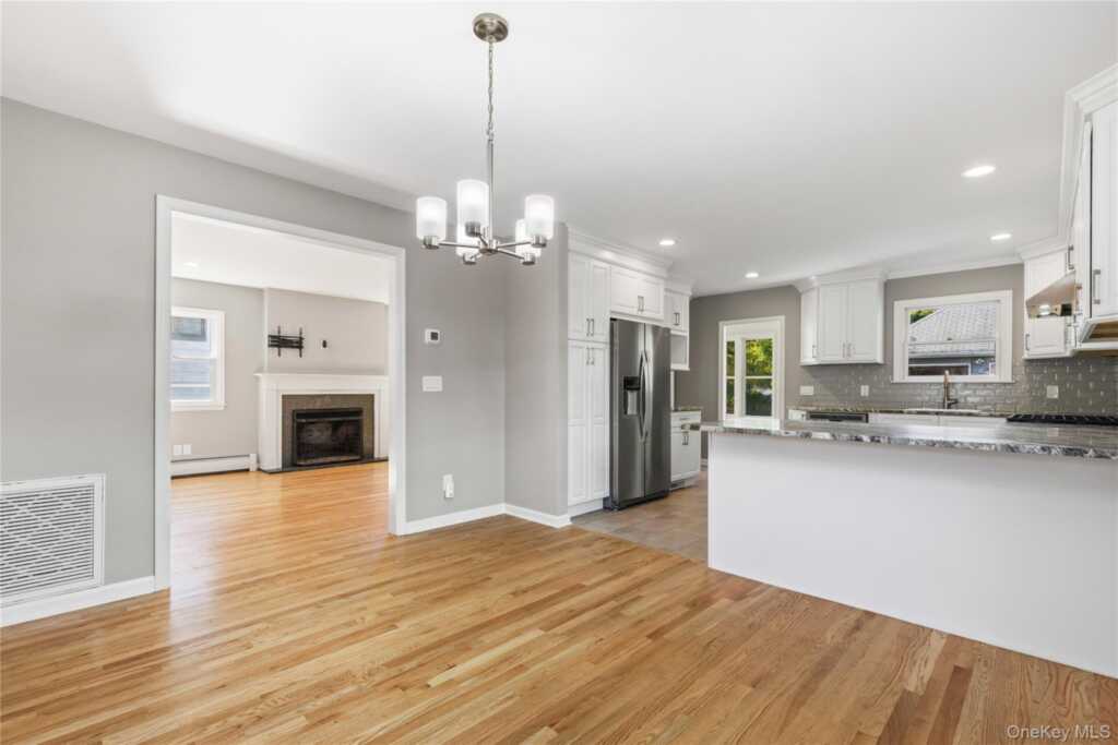 169 Church Street, White Plains, NY 10601 - Photo 9 of 31