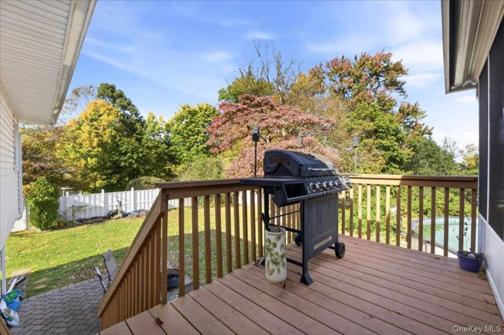 32 Gilmore Drive, Stony Point, NY 10980 - Photo 38 of 44