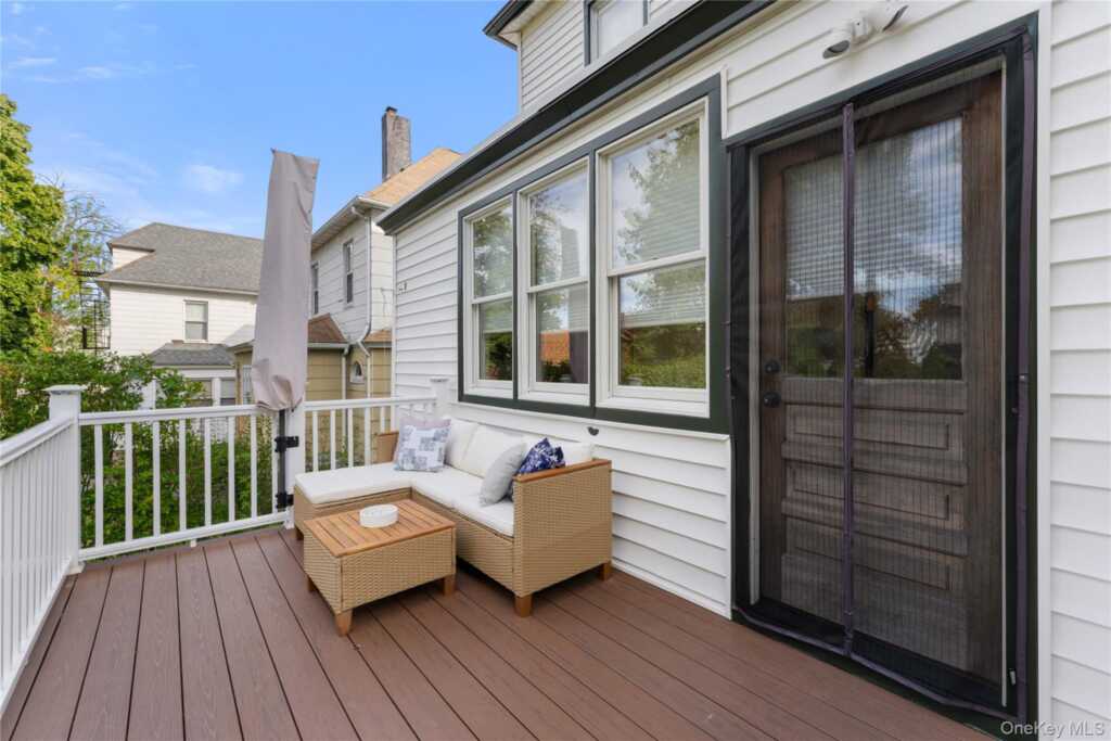 115 Coligni Avenue, New Rochelle, NY 10801 - Photo 31 of 36