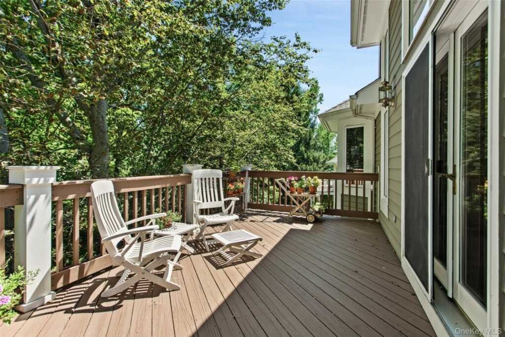 5 Hidden Pond Drive, Rye, NY 10573 - Photo 29 of 43
