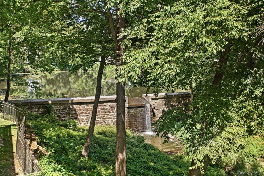 5 Hidden Pond Drive, Rye, NY 10573 - Photo 30 of 43