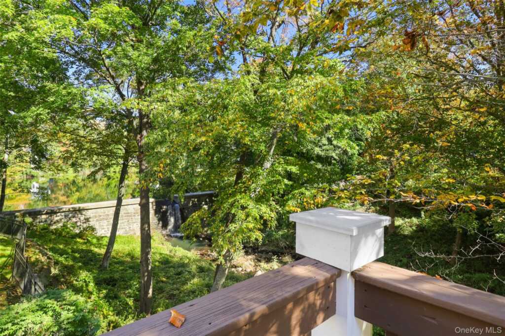 5 Hidden Pond Drive, Rye, NY 10573 - Photo 31 of 43