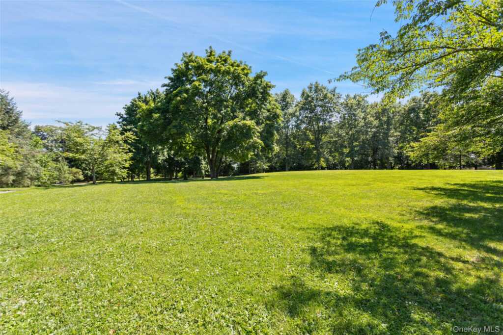5 Hidden Pond Drive, Rye, NY 10573 - Photo 39 of 43