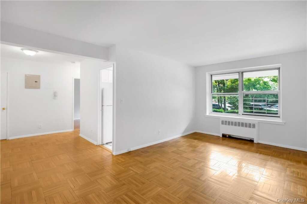 730 Pelham Road, Unit #1A, New Rochelle, NY 10805 - Photo 4 of 20