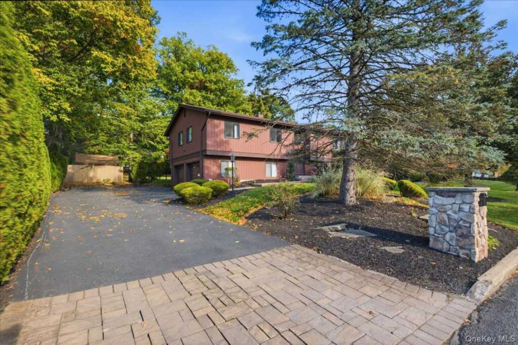 28 Peach Street, Nanuet, NY 10954 - Photo 35 of 38