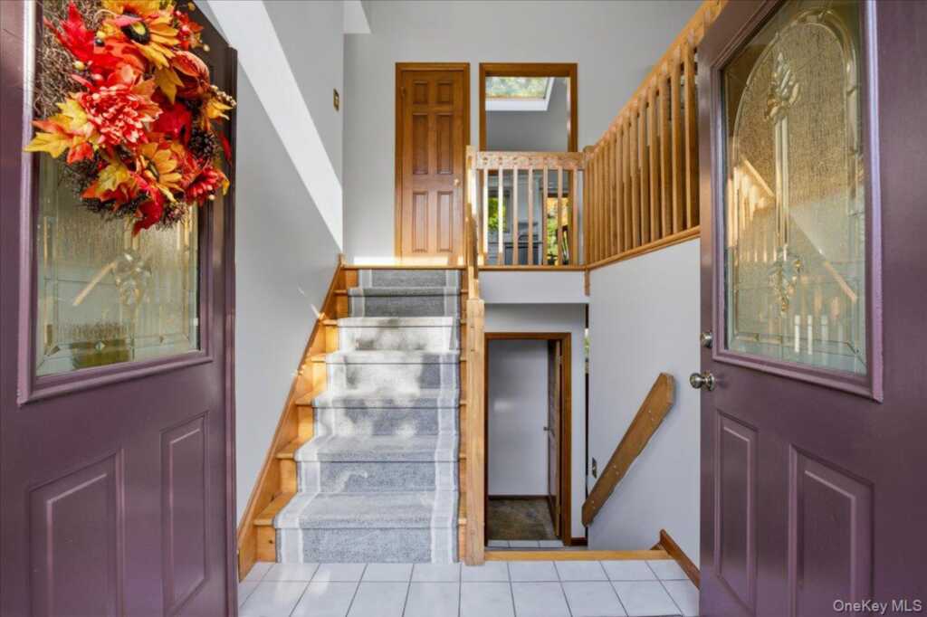 28 Peach Street, Nanuet, NY 10954 - Photo 5 of 38