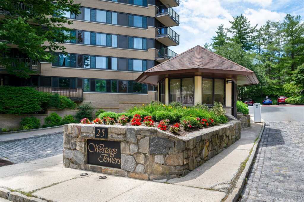 25 Rockledge Avenue, Unit #1111, White Plains, NY 10601