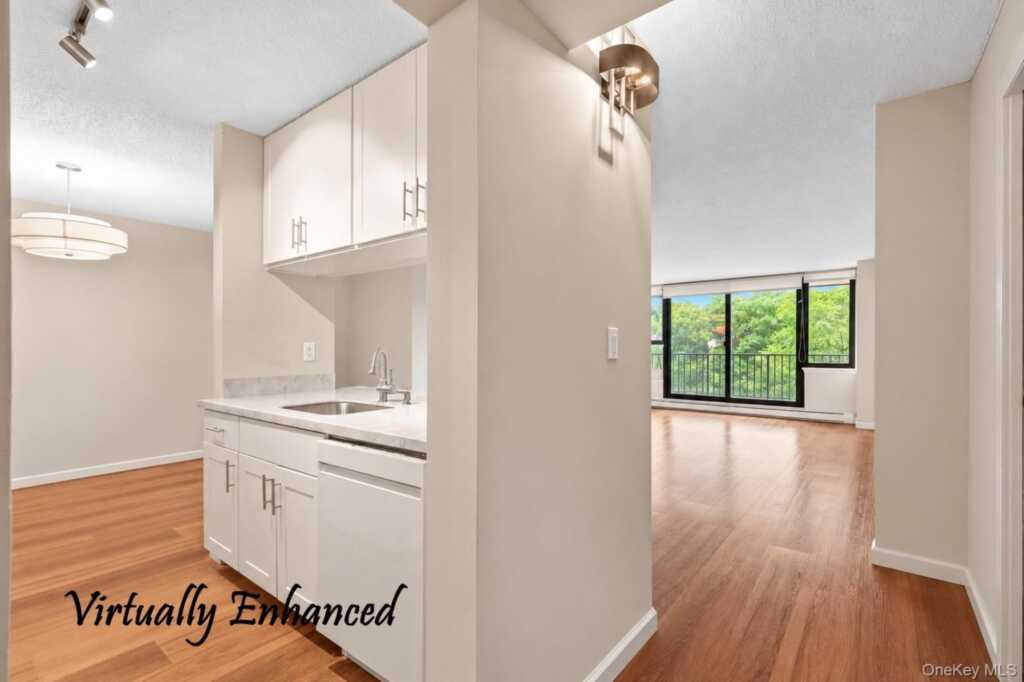 25 Rockledge Avenue, Unit #1111, White Plains, NY 10601 - Photo 4 of 26