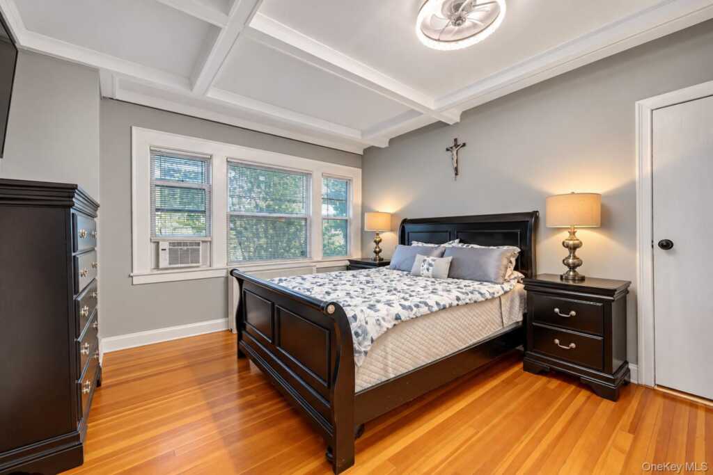 167 Coligni Avenue, New Rochelle, NY 10801 - Photo 15 of 33