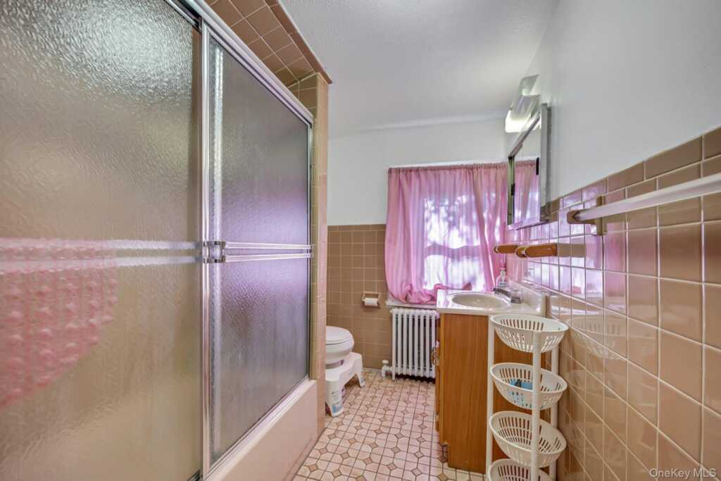 167 Coligni Avenue, New Rochelle, NY 10801 - Photo 27 of 33