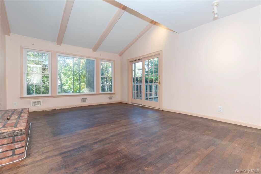19 Boxwood Place, Rye, NY 10573 - Photo 10 of 23