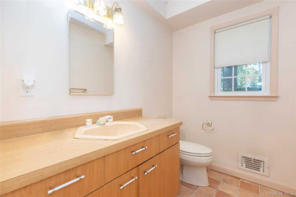 19 Boxwood Place, Rye, NY 10573 - Photo 15 of 23