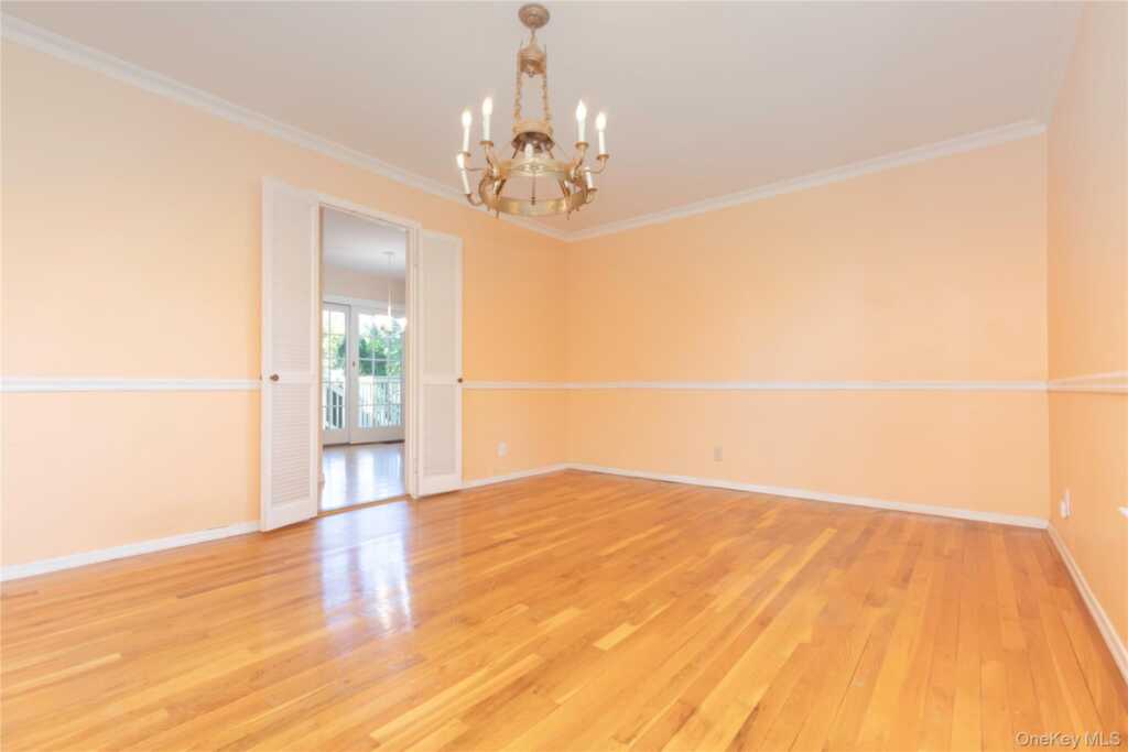 19 Boxwood Place, Rye, NY 10573 - Photo 6 of 23