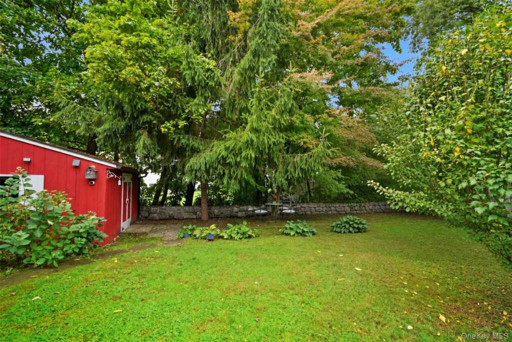 74 Tamarack Road, Rye, NY 10573 - Photo 22 of 25